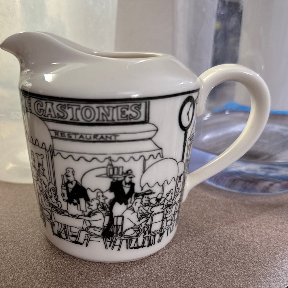 Vintage Epoch Le Gastones Creamer Cup